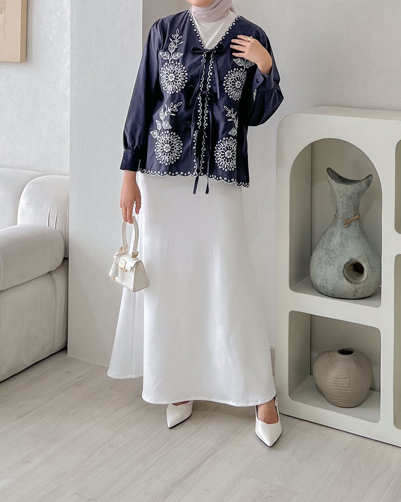 Alsya Blouse - Image 4