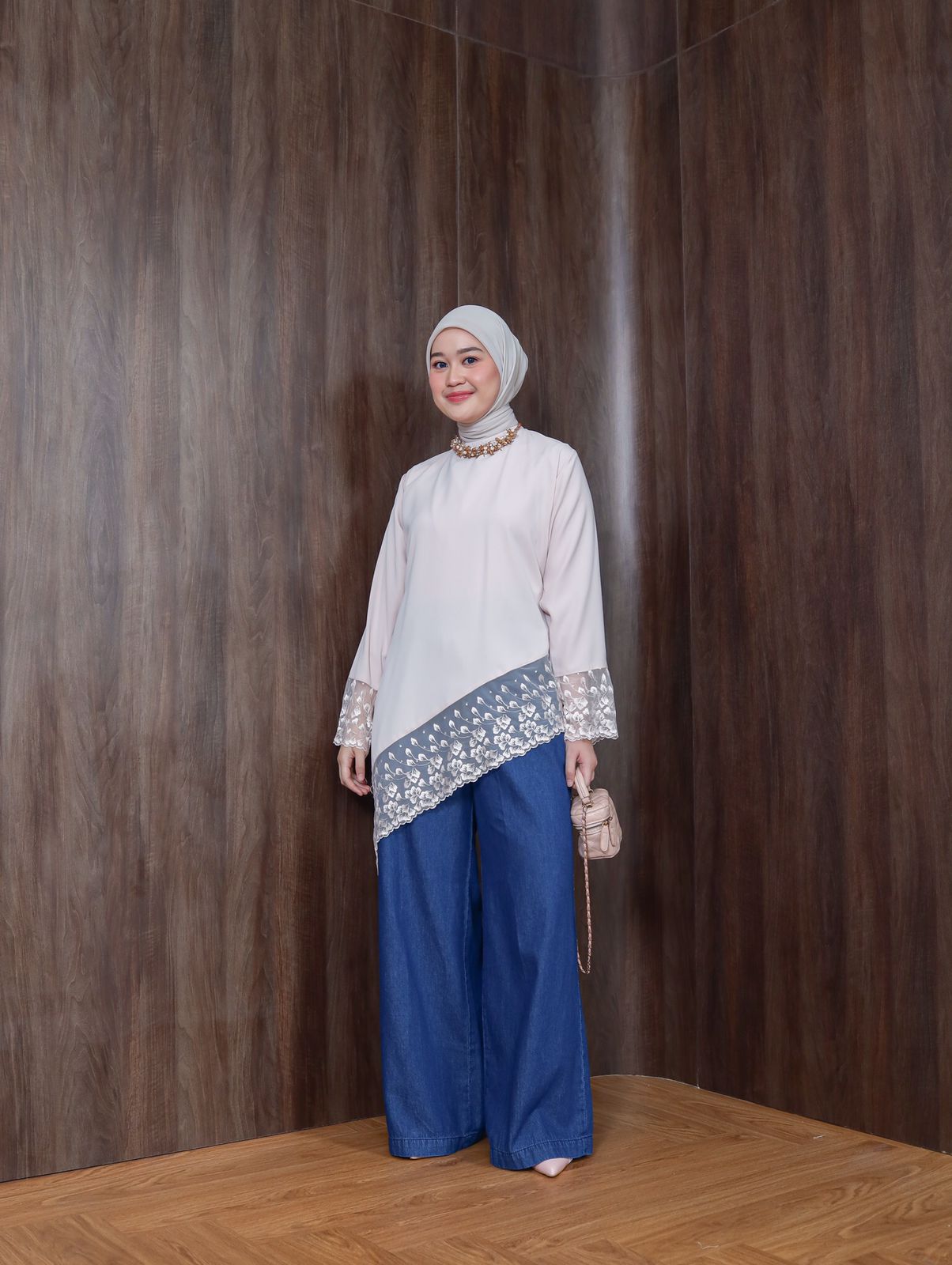 Inner Lace Blouse - Image 6