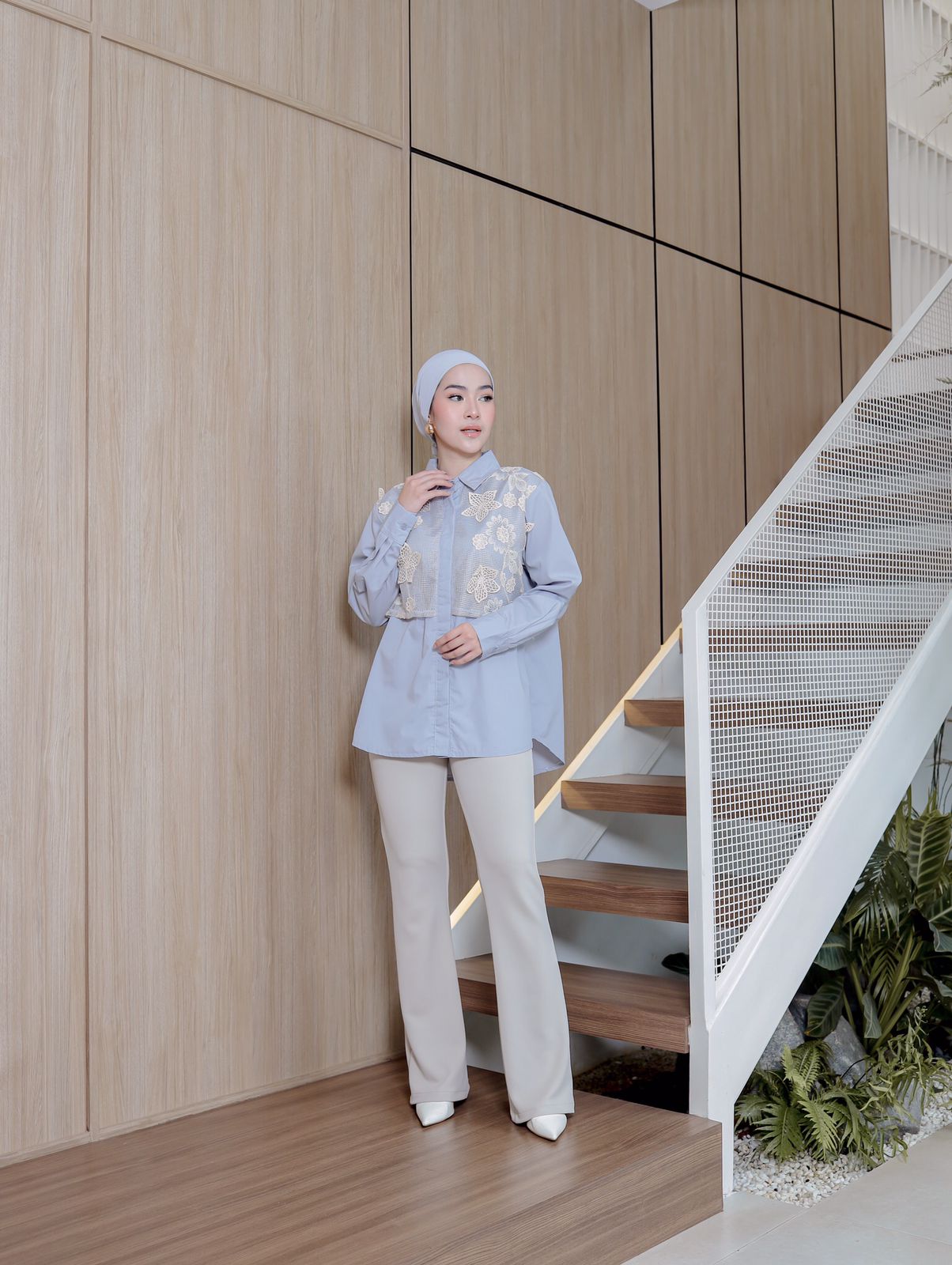 Freyana Lace Shirt - Image 4