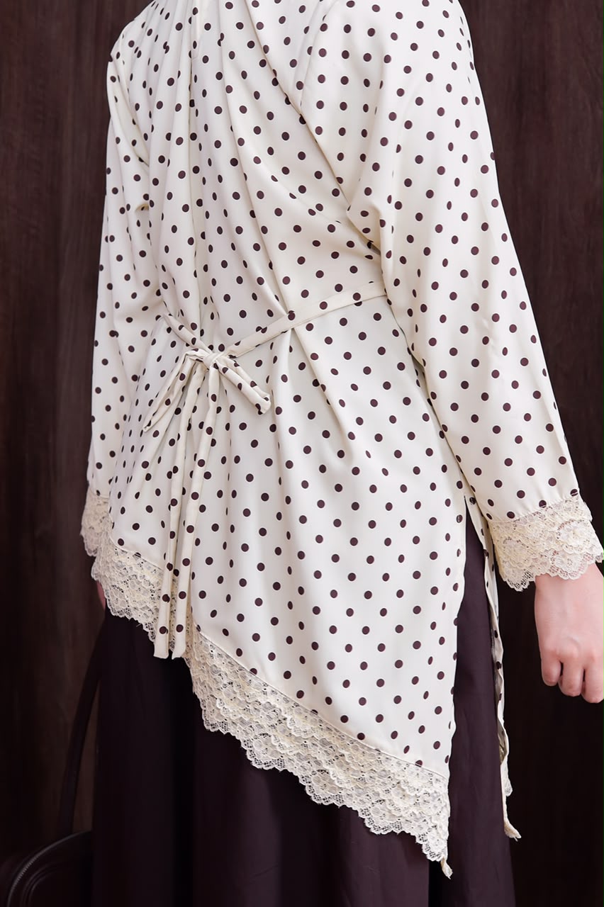 Luna Lace Blouse - Image 4