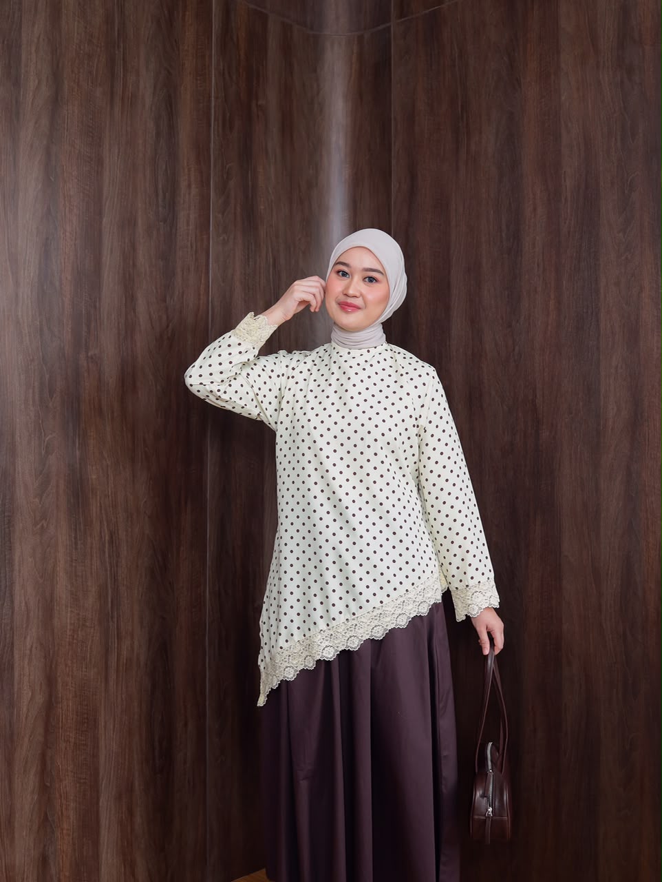 Luna Lace Blouse - Image 2