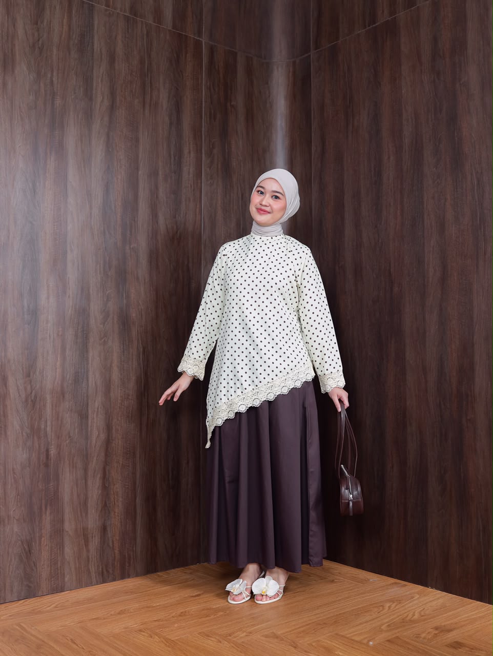 Luna Lace Blouse - Image 3