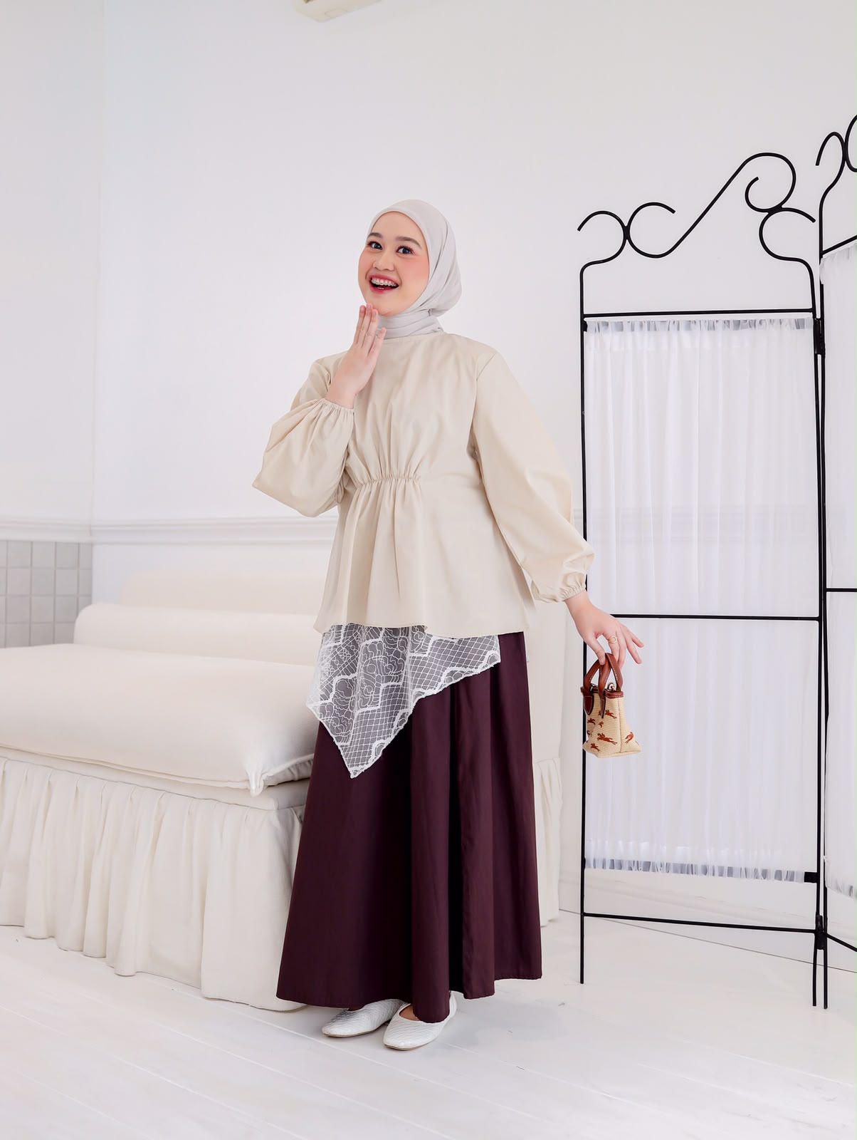 Adyta Blouse - Image 2